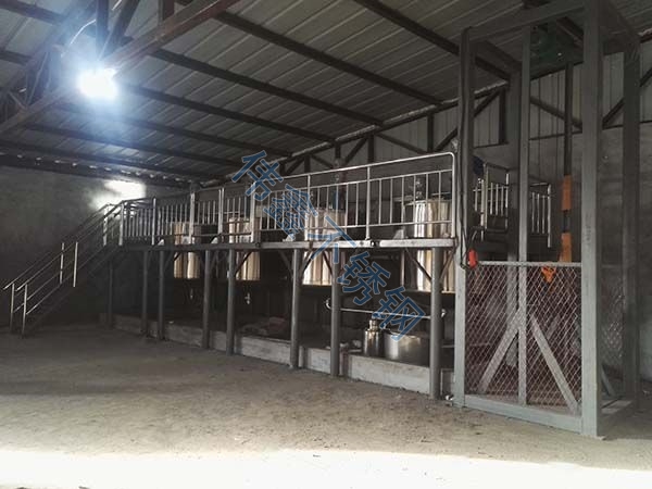 秦皇島物華農(nóng)業(yè)液體水溶肥生產(chǎn)設(shè)備使用現(xiàn)場(chǎng)